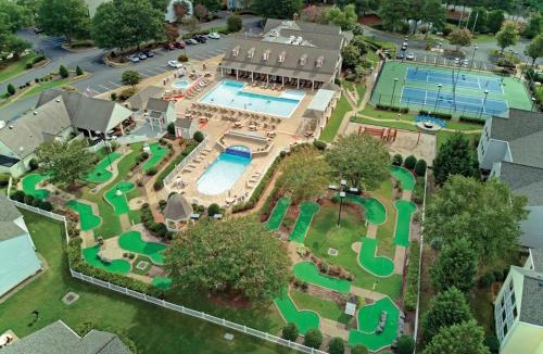 Williamsburg House | Kingsgate Resort 1BR Apartment