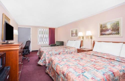 Augusta Hotel | Knights Inn - Augusta