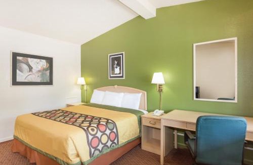 Statesboro Hotel | Knights Inn Statesboro
