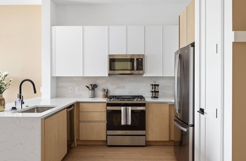 Inman Park Apartment | Krog Market Overlook by ALR *Beltline access*