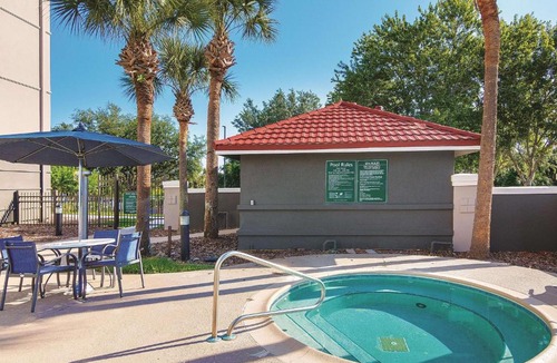 Orlando Hotel | La Quinta by Wyndham Orlando UCF