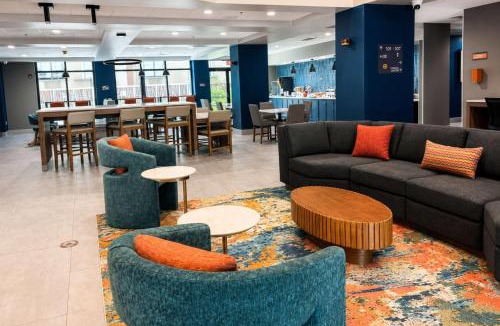 Gwinnett Place Hotel | La Quinta Inn & Suites by Wyndham Duluth-Atlanta