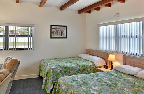 Sylvan Shores Apartment | Lake Blue Resort - #7. - *Waterfront, Sandy Beach, boat slips, heated pool