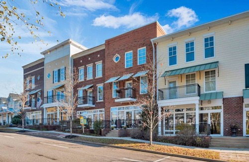 Lake Carolina Condo | Lake Carolina Harborside Executive Condo 3BD 2.5BA