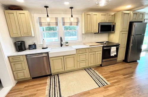Hayesville House | Lake Chatuge - Western Carolina Mountain Modern Farmhouse on 13 Acres!