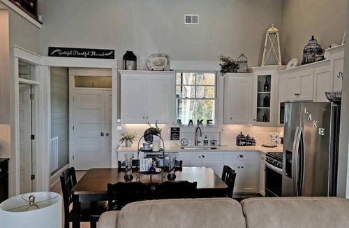 Greenwood Cottage | Lake Greenwood Getaway