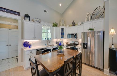 Greenwood House | Lake Greenwood Getaway w/On-Site Boat Ramp!