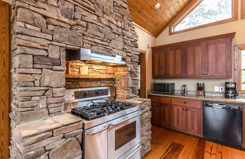 Westminster House | Lake Hartwell Mountain Home with Stunning Views and Deep Water Private Dock