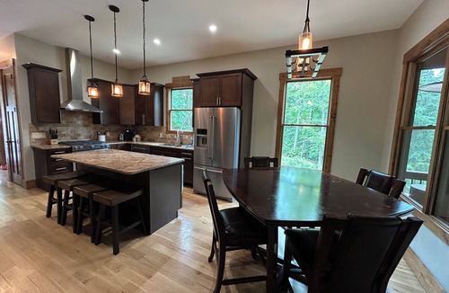 Nebo House | Lake James 3 bed/3 ba. Hike/Bike in out County & State Prk.