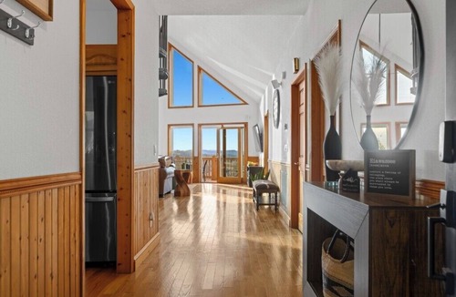 Hiawassee House | Lake & Mountain View's! Hot tub-Grill-Game Rm-Movie Rm-2 Mins To Lake Chatuge