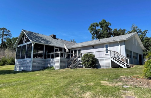Chapin House | Lake Murray/Chapin - New Kitchen/screen porch on quiet cove with boat ramp, dock