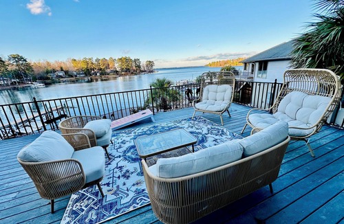 Lexington House | Lake Murray Retreat: Pool Bomb Island Views