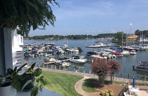 Cornelius Condo | Lake Norman waterfront 2 bedroom, 2 bathroom condo - centrally located