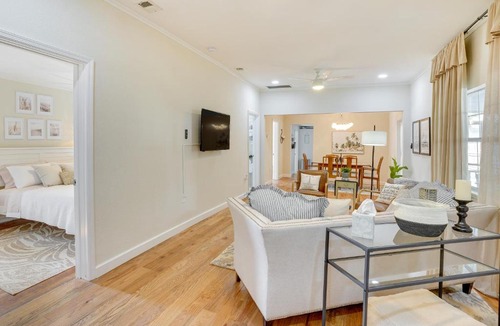 Lake Wales House | Lake Wales Vacation Rental w/Screened-In Porch!