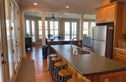 Gold Nugget Point House | Lakefront, family-friendly 7-bedroom home, big water view, volleyball court