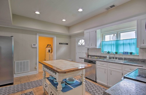Greenwood House | Lakefront Greenwood Getaway w/Saltwater Pool