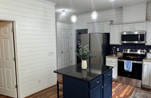 Seneca House | Lakefront Home- Dock + Firepit - 5 Min to Clemson