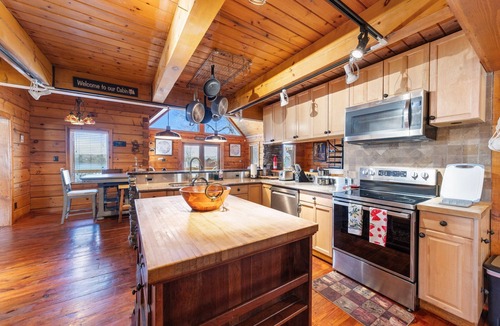 Southmont House | Lakefront house in Lexington:Fishing,Boating & BBQ