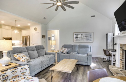 McCormick House | Lakefront McCormick Retreat w/Patio & Views