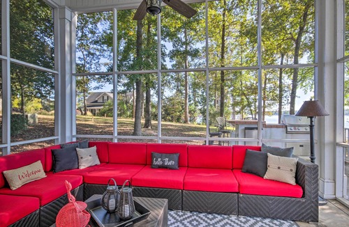 Cross Hill House | Lakefront Paradise w/Fire Pit - Dogs Welcome!