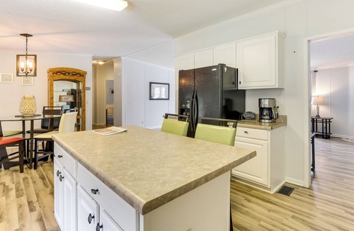 Summerton House | Lakefront Summerton Getaway w/ Boat Dock + Pool!