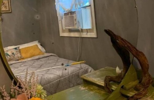 Leesville Cottage | Lakeside Farmhouse - Pets Welcome
