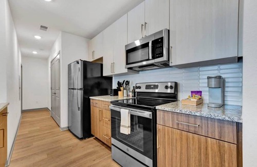 Clemson Apartment | Lakeside Vibes | Walk to Dining + 5 Min to CU!