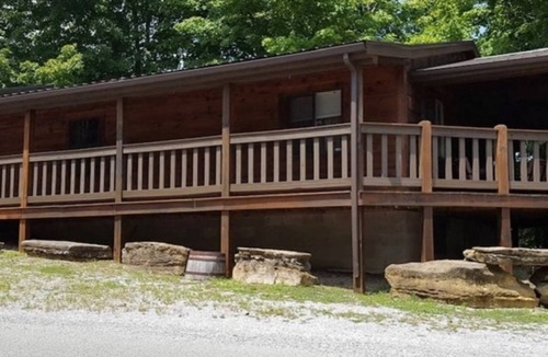 Celina Cabin | Lakeview Cabin on Dale Hollow Lake, Celina TN