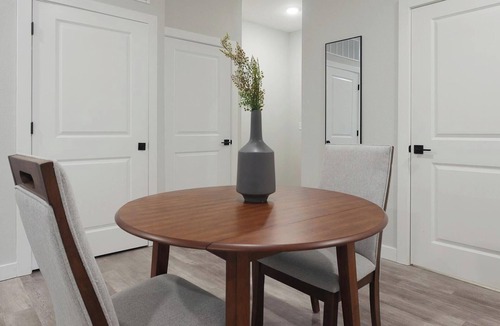 Beaufort Apartment | Landing | Beautiful 1BD, Gym