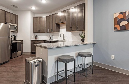 Charlotte Apartment | Landing | Beautiful 1BD, Gym, Yoga Studio
