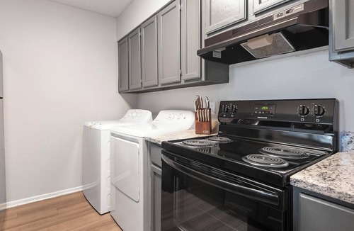 Cordova Apartment | Landing | Beautiful 2BD, Clubhouse, Gym