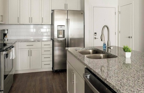 Southeast Raleigh Apartment | Landing | Chic 1BD, Clubhouse, Gym