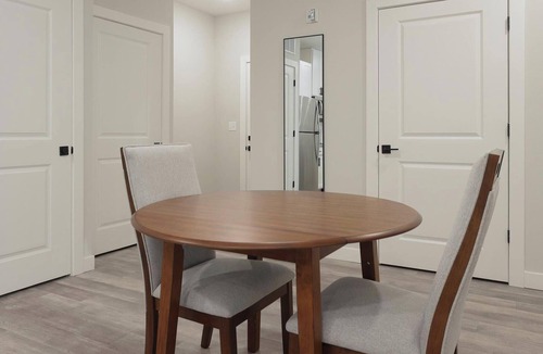 Beaufort Apartment | Landing | Chic 1BD, Gym