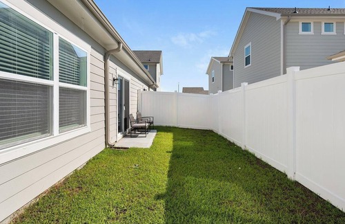 Port Wentworth Apartment | Landing | Incredible 1BD, Pool, Gym