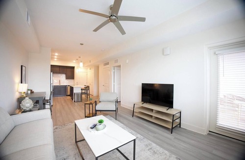Palmetto Apartment | Landing | Incredible 1BD, Clubhouse, Pool
