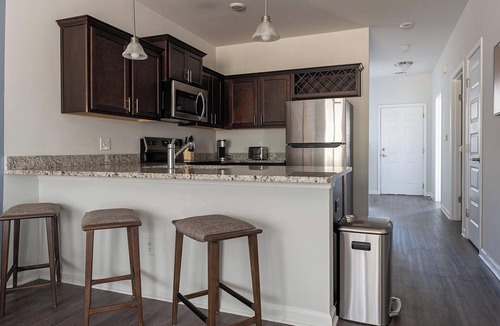Bloomingdale Apartment | Landing | Incredible 2BD, Pool, Gym