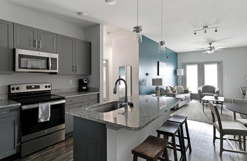 Socastee Apartment | Landing | Modern 2BD, Clubhouse, Gym