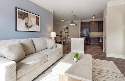 Greer Apartment | Landing | Modern 2BD, Gym, Pool