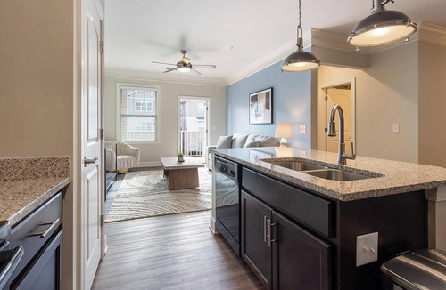 Greer Apartment | Landing | Modern 2BD, Gym, Pool
