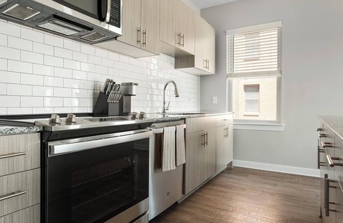 Yamacraw Village Apartment | Landing | Modern 2BD in Downtown