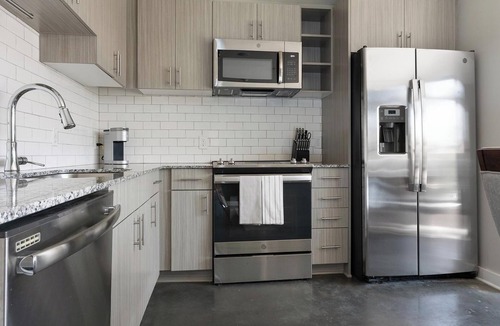 Yamacraw Village Apartment | Landing | Modern 2BD in Downtown