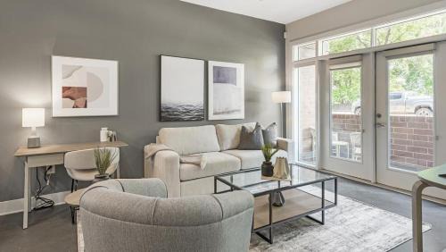 NoDa Apartment | Landing Modern Apartment with Amazing Amenities (ID9376X34)