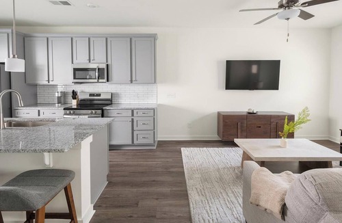 Port Wentworth Apartment | Landing | Spectacular 2BD, Clubhouse, Gym