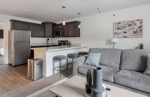 Lyman Apartment | Landing | Spectacular 1BD, Pool, Clubhouse