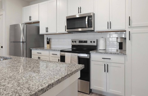 Beaufort Apartment | Landing | Spectacular 2BD, Gym