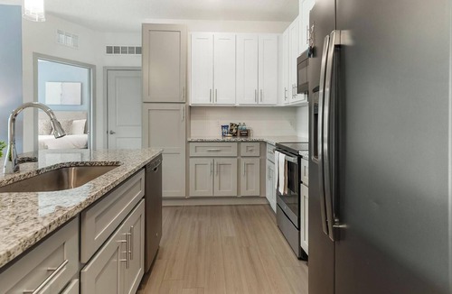 Lake Wales Apartment | Landing | Stunning 2BD, Game Room