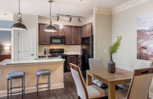 Greer Apartment | Landing | Stylish 2BD, Gym, Clubhouse