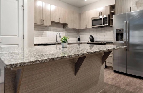 Yamacraw Village Apartment | Landing | Stylish 2BD in Downtown