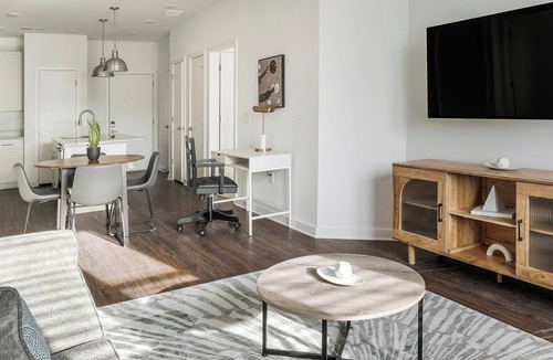 Southeast Raleigh Apartment | Landing | Stylish 2BD, Yoga Studio, Gym