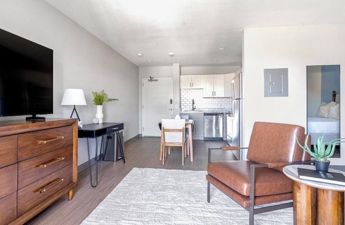 Port Charlotte Apartment | Landing | Stylish Studio, Yoga Studio, Gym